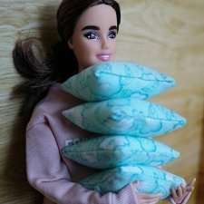 Продам подушки для кукол