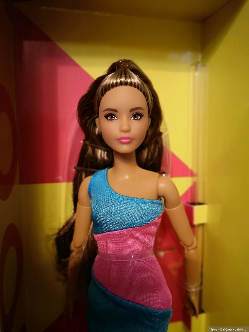 Карла Looks #15 — Куклы Barbie (Барби): Looks