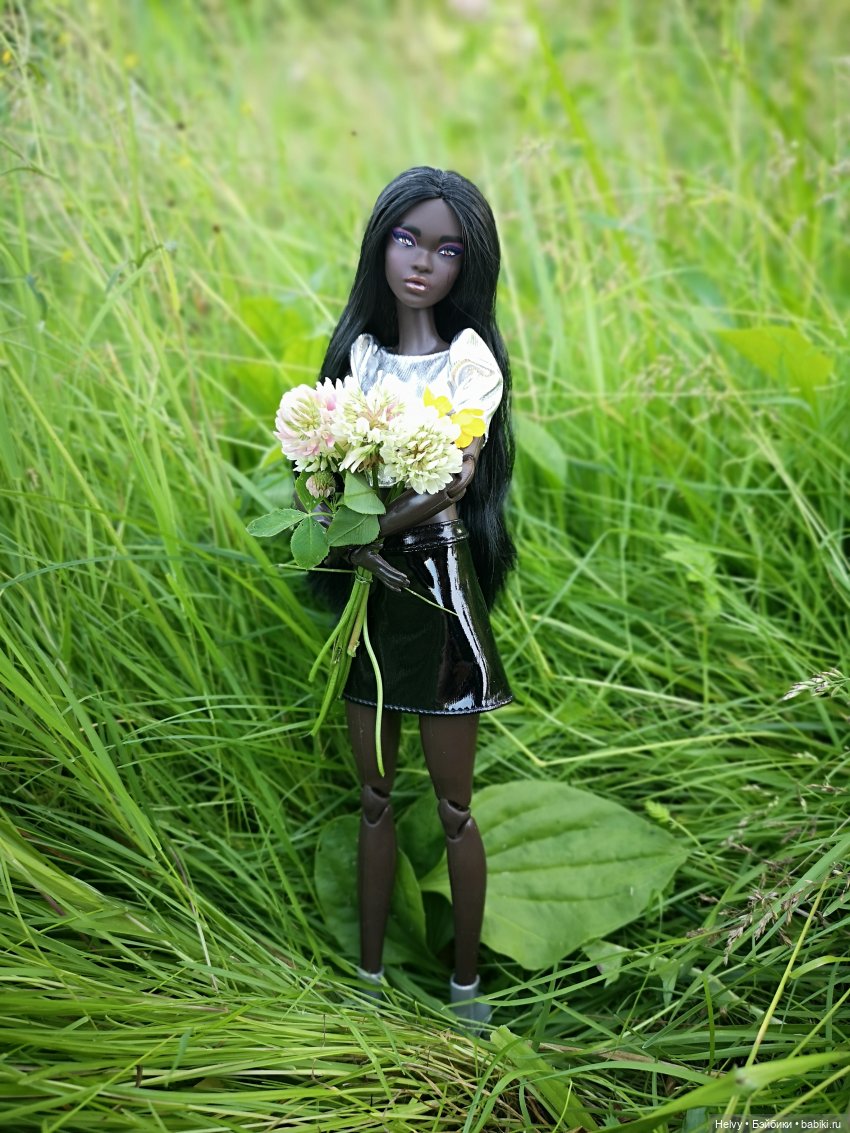 Симона Looks #10 — Куклы Barbie (Барби): Looks (фото 3)