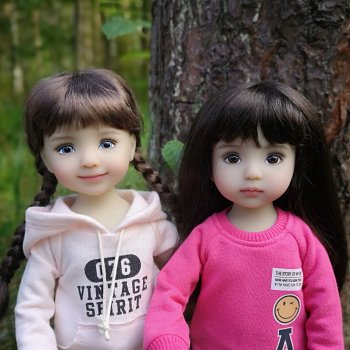 Малышки Little Darling. Прогулка в парке