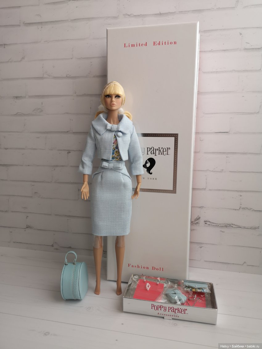 Поппи Паркер Suited for Travel (фото 7)