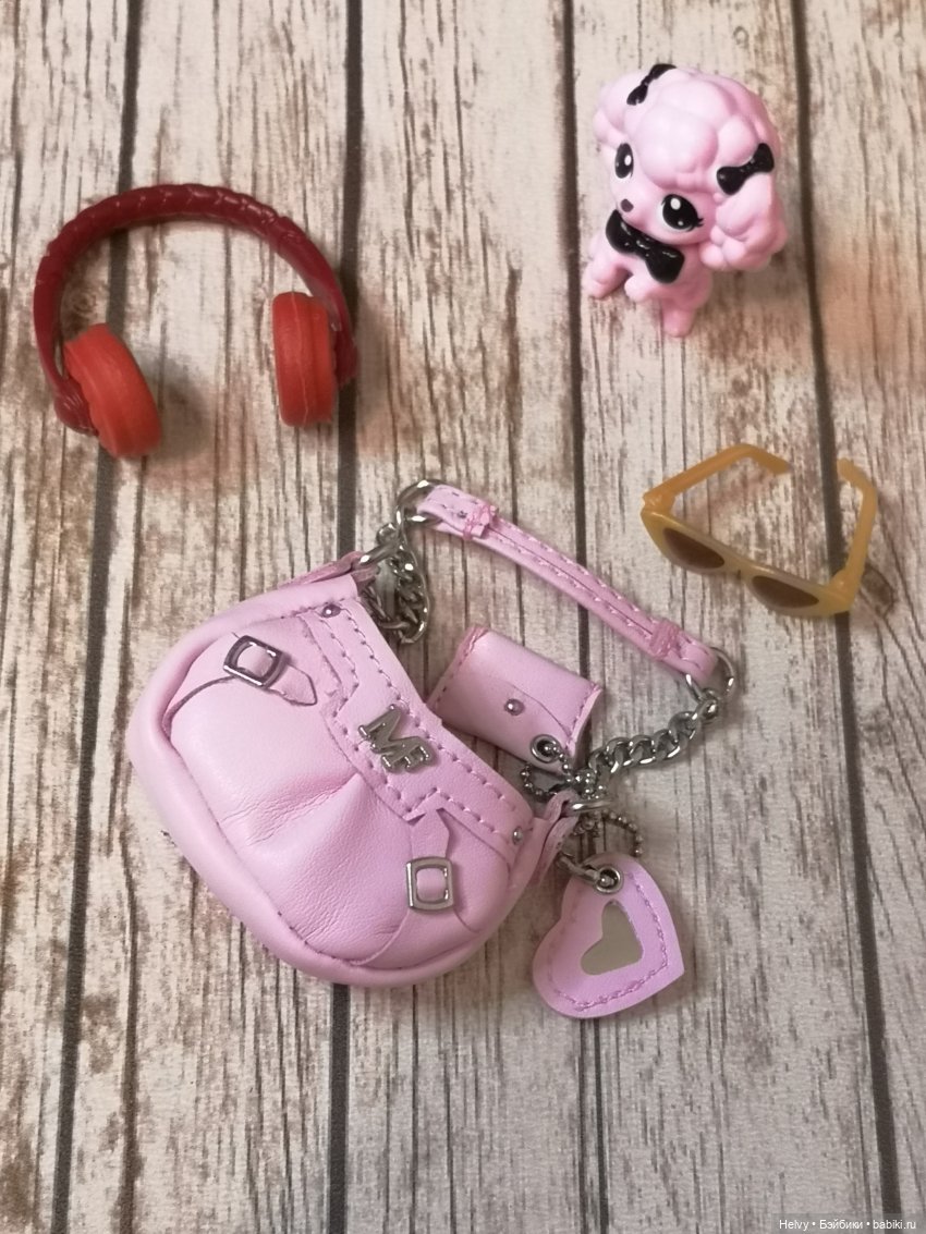 Зимняя прогулка с Герми или новые шарики Zuru