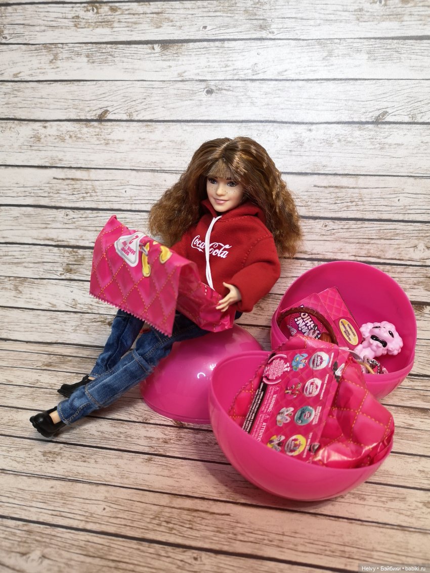 Зимняя прогулка с Герми или новые шарики Zuru