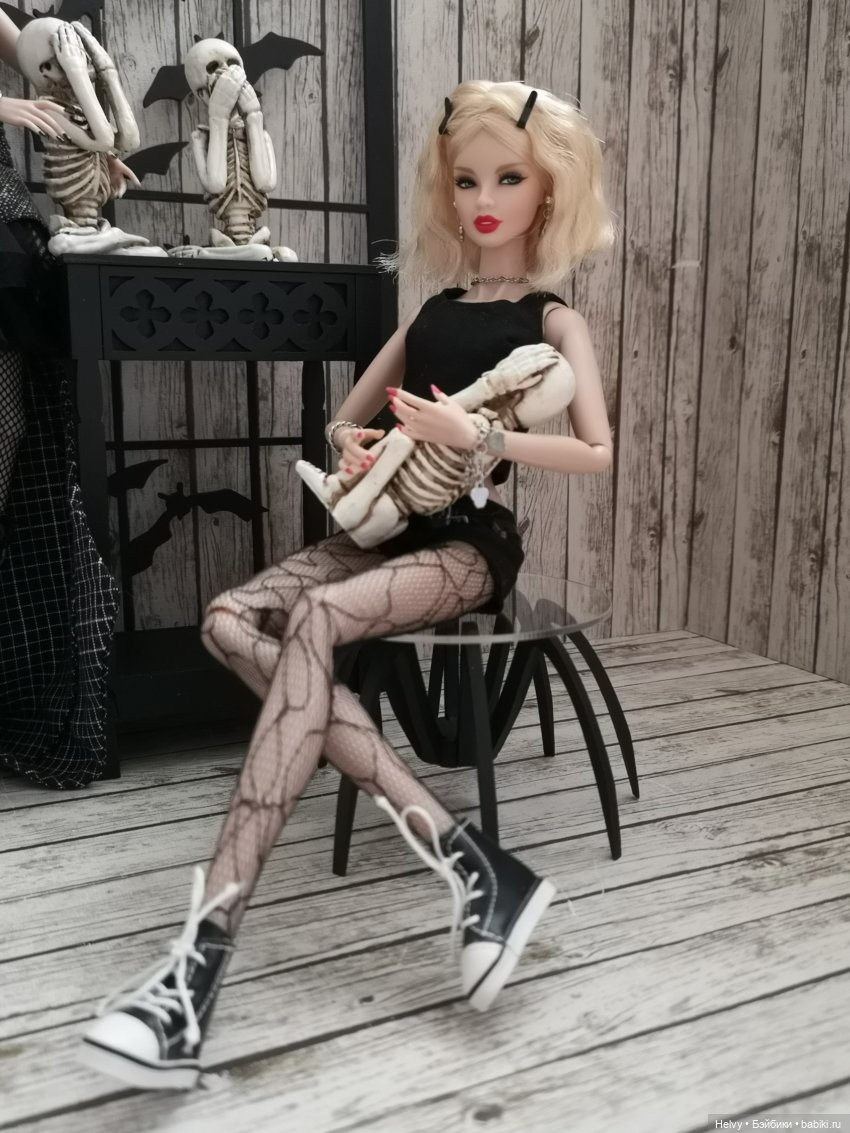 Фотосессия Sooki к Хеллоуину (фото 8)