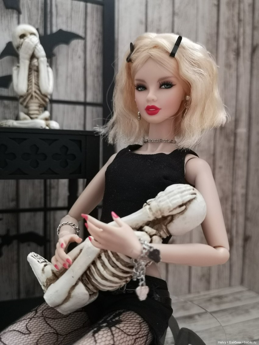 Фотосессия Sooki к Хеллоуину (фото 10)