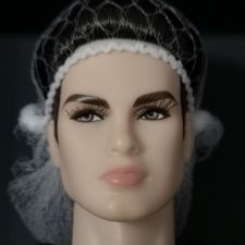 Auden Adler Brooklyn Bound (Оден Адлер)