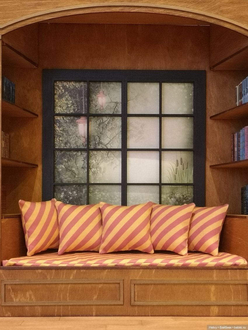 Уголок в гостиной Гриффиндора (фото 2)