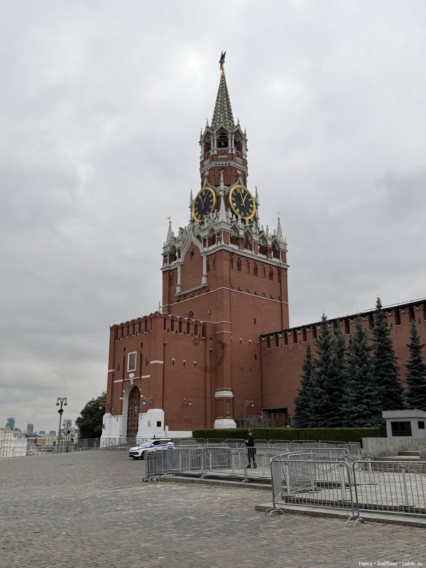 Прогулка по Москве — Куклы Барби