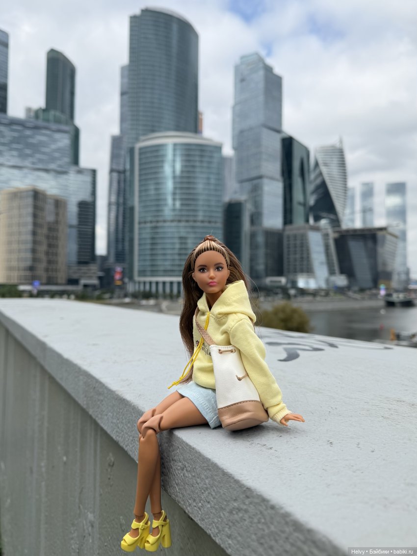 Прогулка по Москве — Куклы Барби