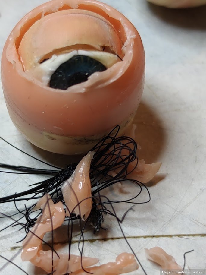 Старушка ГДР - секреты жестких ресниц (фото 3)