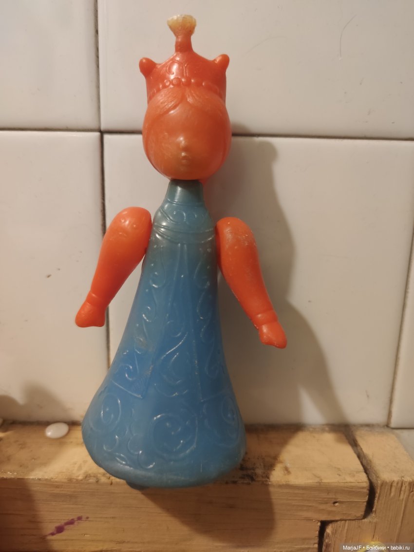 Очень красная девица. Слегка опознание