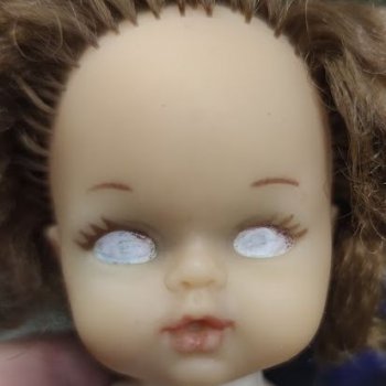 Тем, кто не считает "черноту немок" приговором.