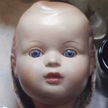 Попытка опознания немецкого пупса, с философским уклоном.