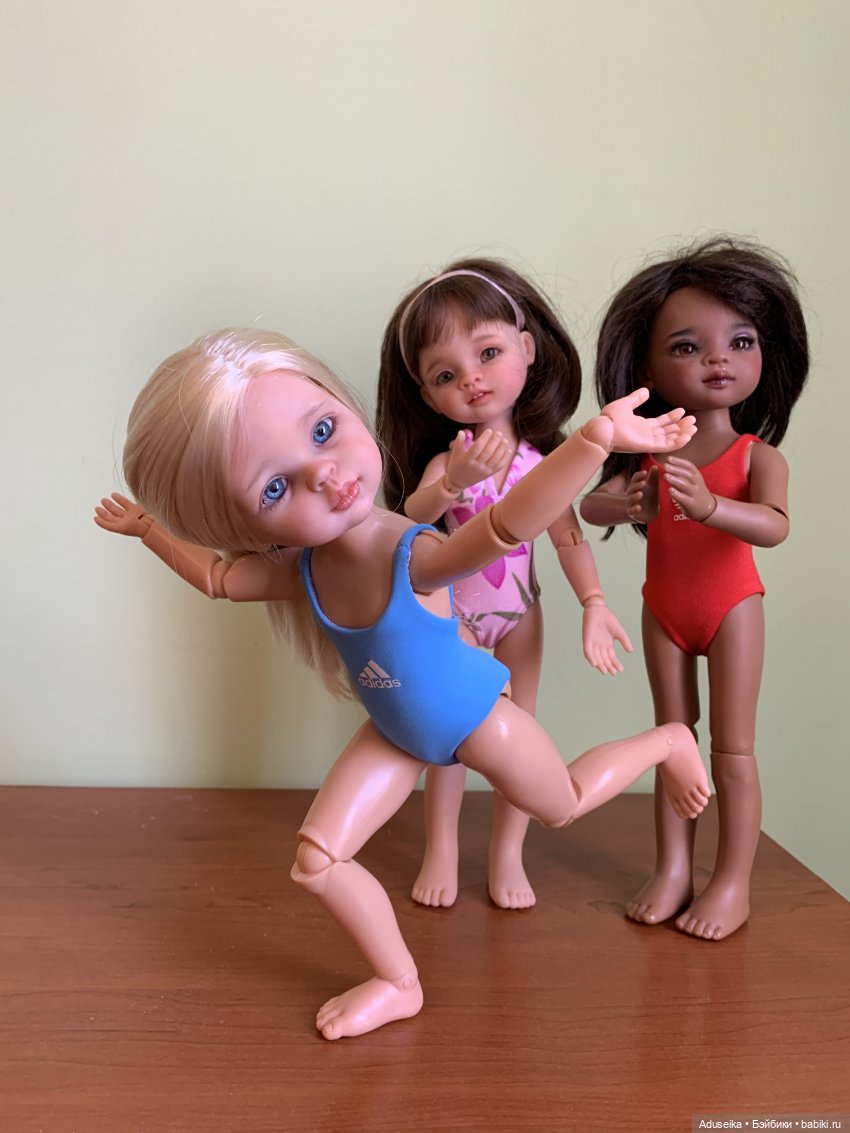 Улыбаемся и машем (Паола Рейна, сравниваем шарнирные тела) | Бэйбики Улыбаемся и машем (Паола Рейна, сравниваем шарнирные тела)