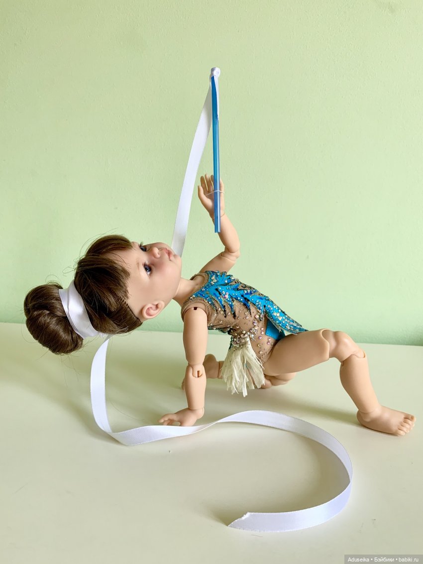 Художественная гимнастика: выступление с лентой (фото 8)