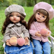 Девочки с персиками