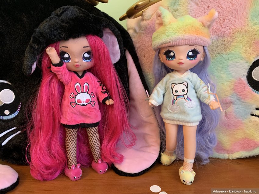 Na! Na! Na! Surprise Ultimate Black Bunny Alex Heart