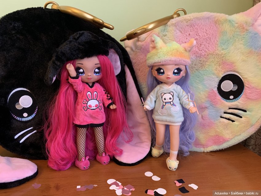 Na! Na! Na! Surprise Ultimate Black Bunny Alex Heart