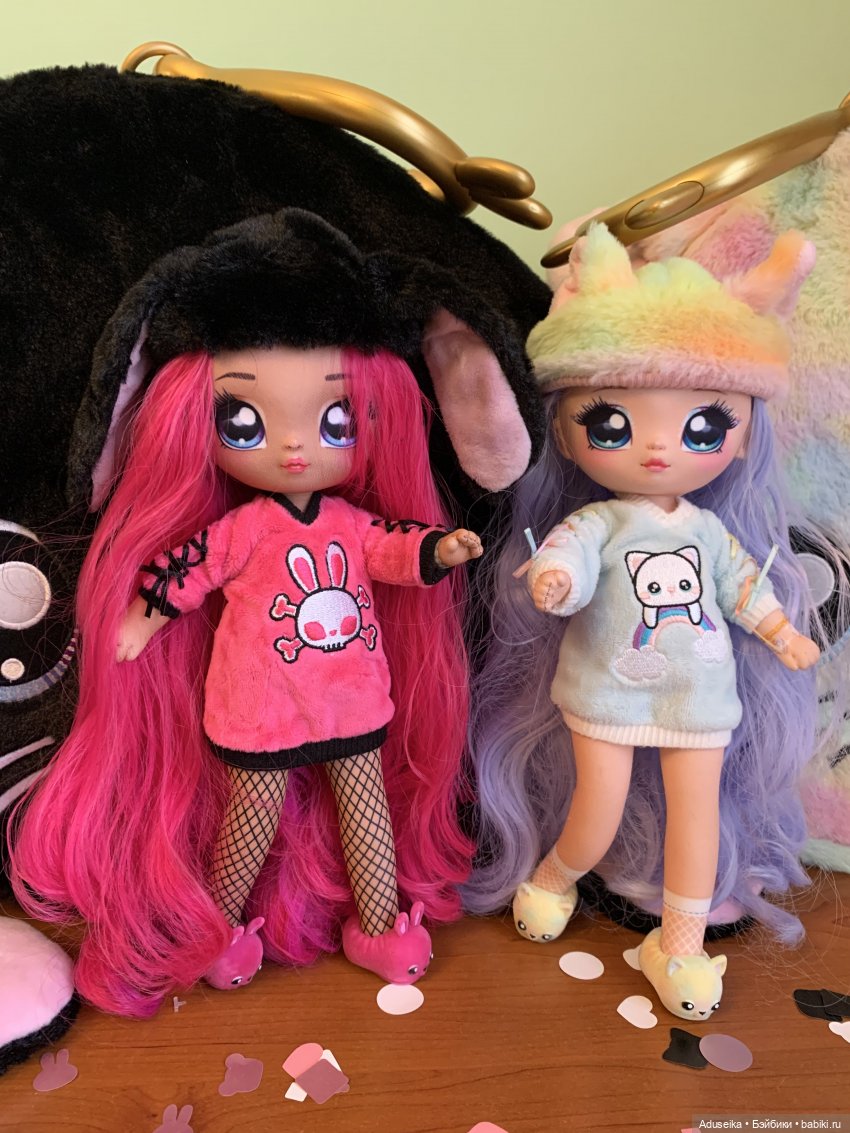 Na! Na! Na! Surprise Ultimate Black Bunny Alex Heart