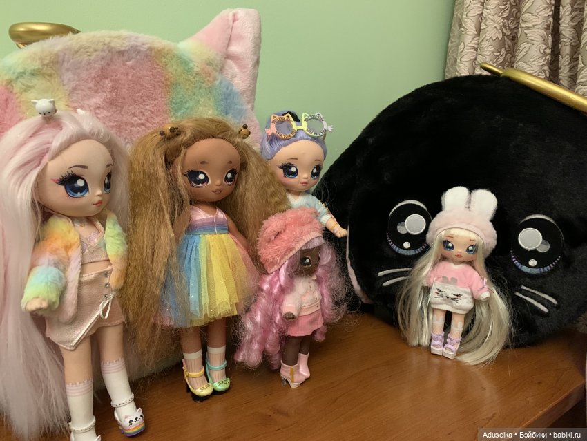 Na! Na! Na! Surprise Ultimate Black Bunny Alex Heart