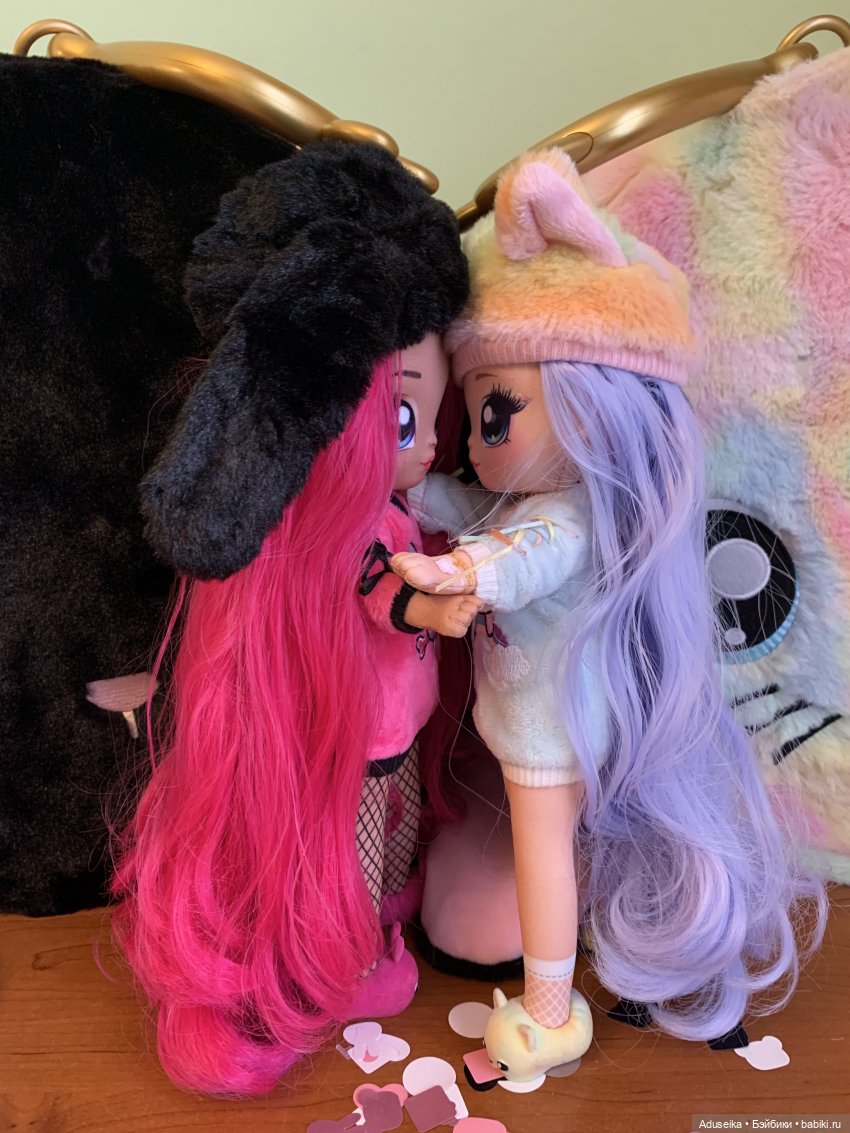 Na! Na! Na! Surprise Ultimate Black Bunny Alex Heart