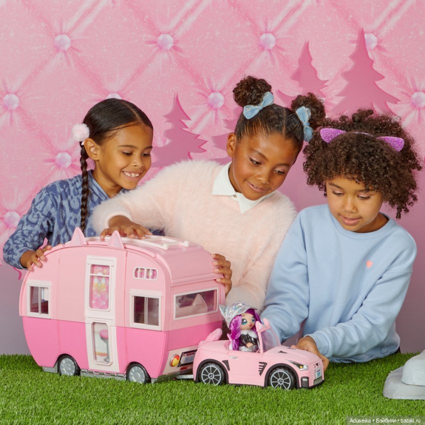Na! Na! Na! Surprise Kitty-Cat Camper playset - все на кемпинг