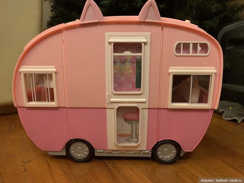 Na! Na! Na! Surprise Kitty-Cat Camper playset - все на кемпинг