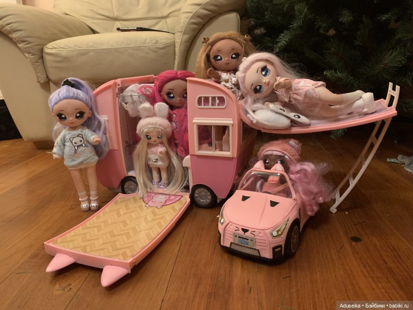 Na! Na! Na! Surprise Kitty-Cat Camper playset - все на кемпинг