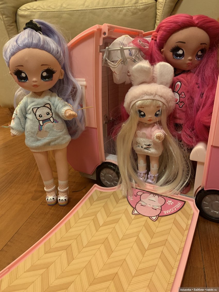 Na! Na! Na! Surprise Kitty-Cat Camper playset - все на кемпинг