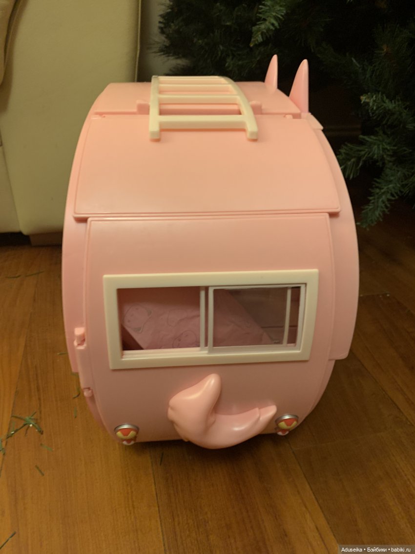 Na! Na! Na! Surprise Kitty-Cat Camper playset - все на кемпинг