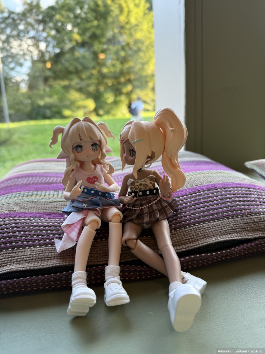 Друзья в кафе «Друзья»🤗 — Другие Blind Box и Арт