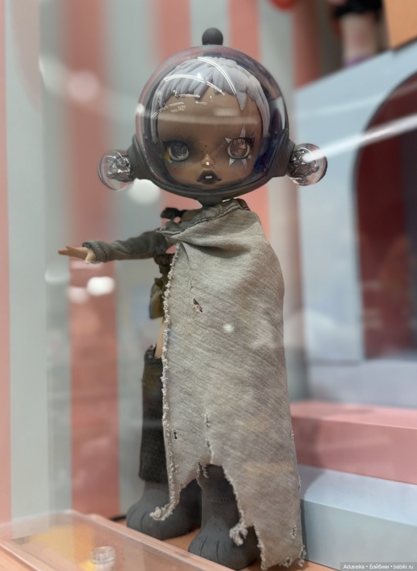 В одном магазинчике Pop Mart (фото 4)