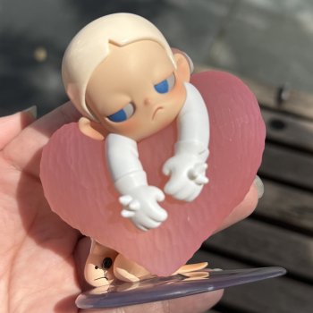 Zsiga - Under the Sun - Pop mart