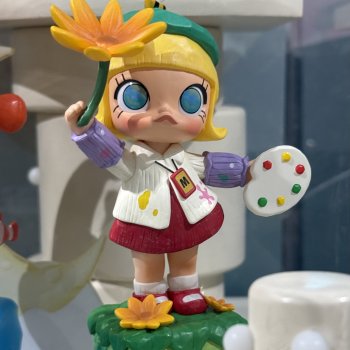 Pop mart -  20 лет юбилей Molly