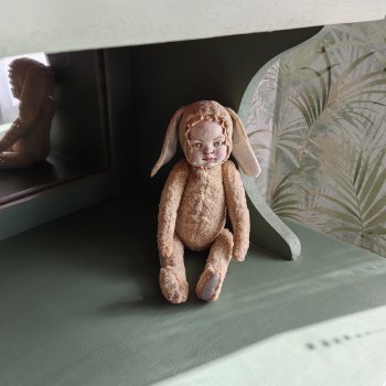 Тедди долл. Такие живые зайки.