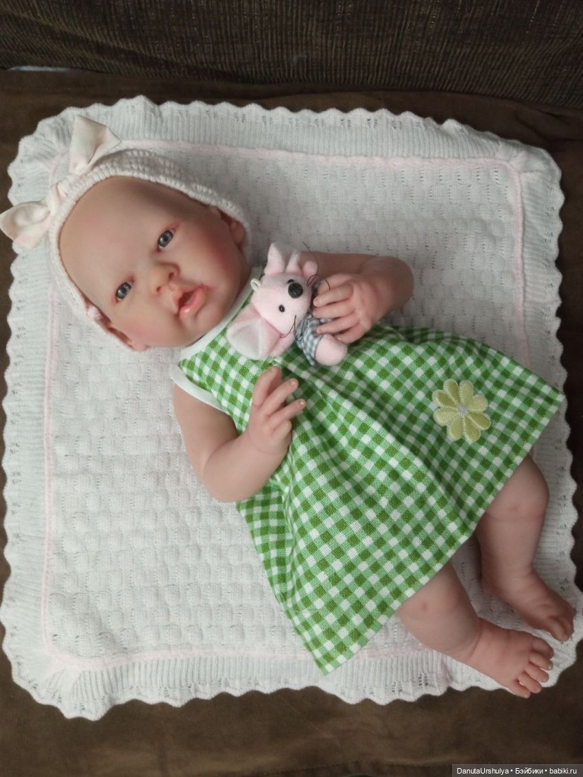 Ура, эти баталии завершились! Эмилька радуется новому личику (фото 4)