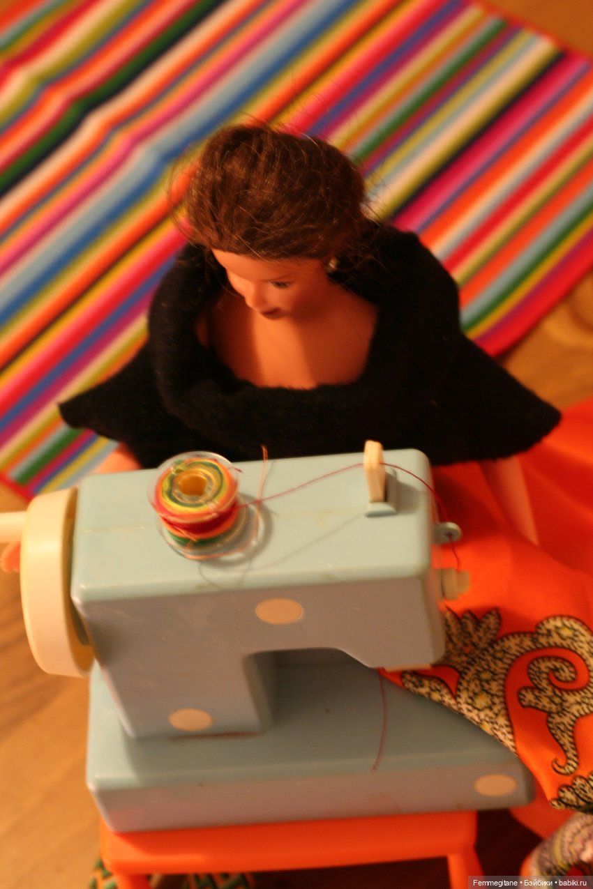 Исумбоси. За сценой — Куклы Barbie (Барби): Looks (фото 3)