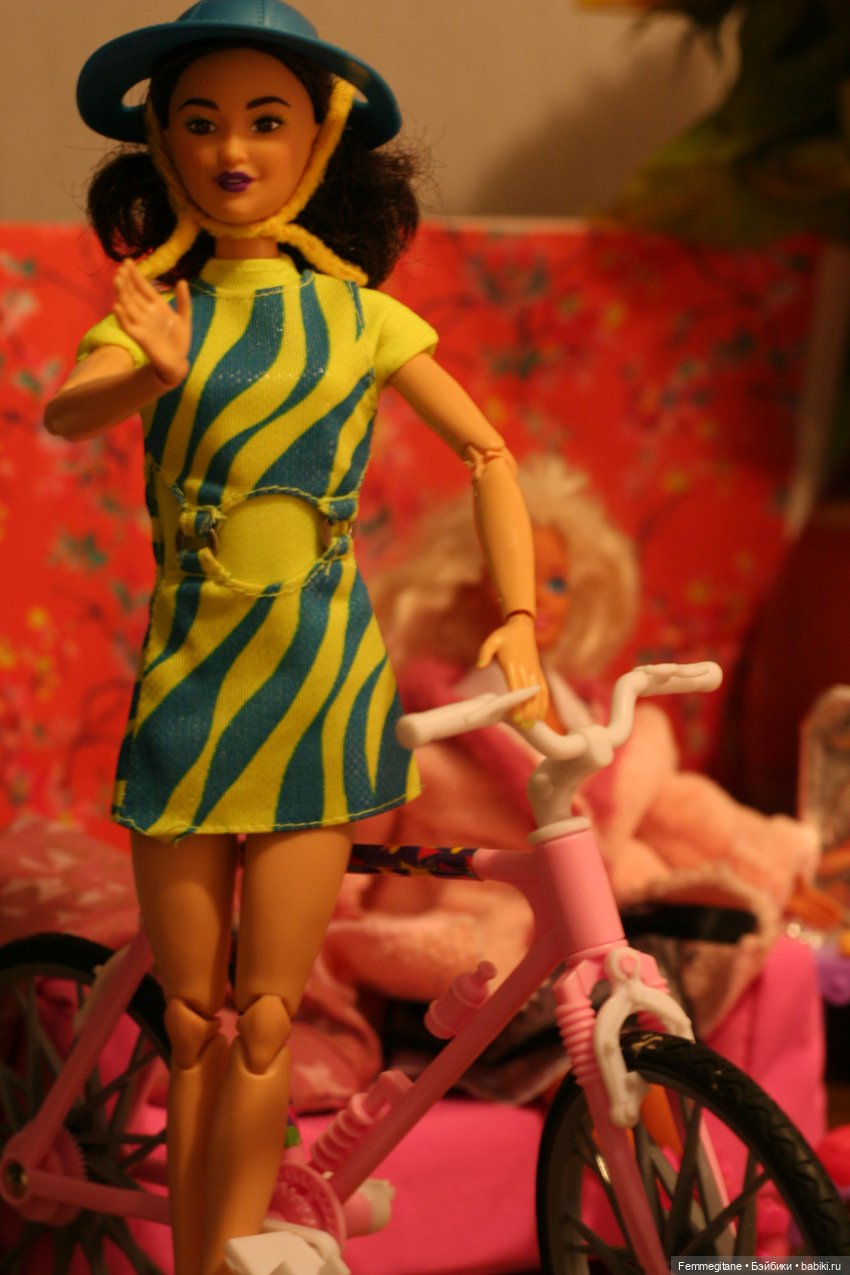 Исумбоси. За сценой — Куклы Barbie (Барби): Looks