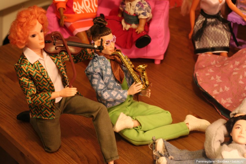 Исумбоси. За сценой — Куклы Barbie (Барби): Looks