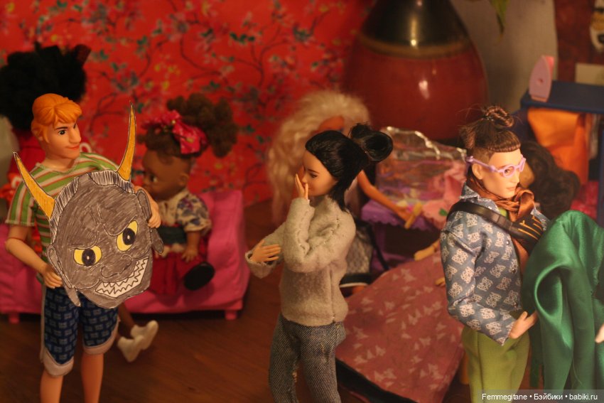 Исумбоси. За сценой — Куклы Barbie (Барби): Looks