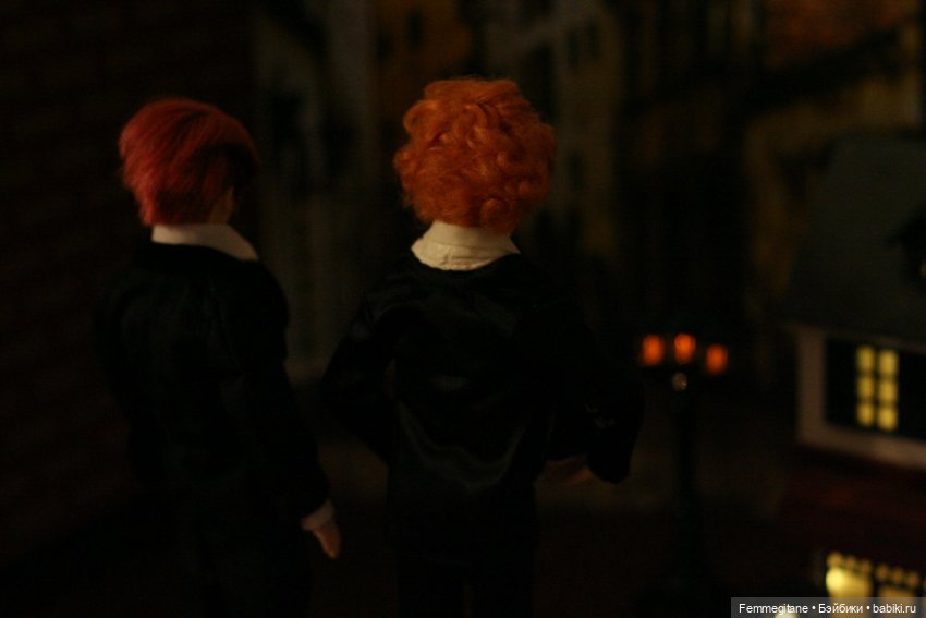 О ком грустит М77. Глава 2