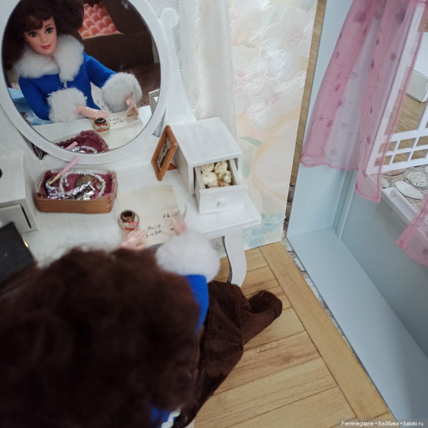 DollCi Awards - 2021. Специальный показ. Фильм Sur la ville - Над городом