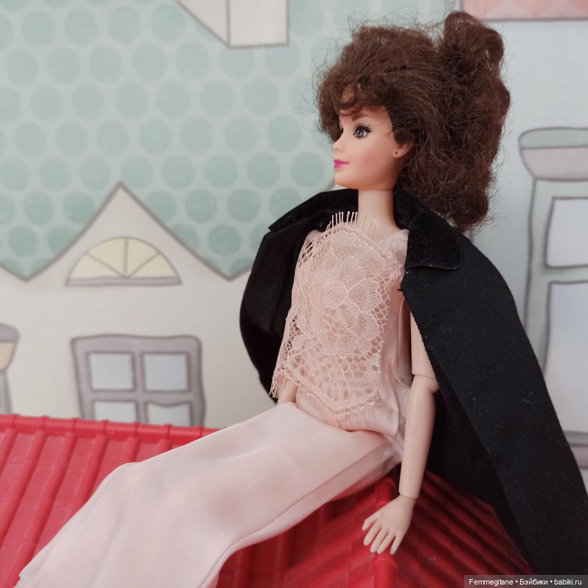 DollCi Awards - 2021. Специальный показ. Фильм Sur la ville - Над городом