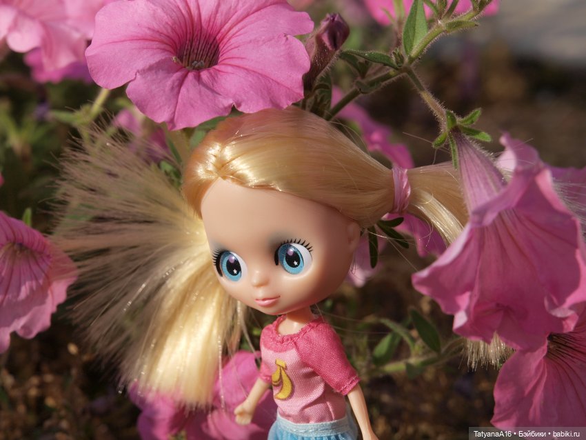 Куколки мини Блайз ярким летом