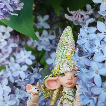 "Сиреневый туман над нами проплывает..."🌸🐛Моя Гусеница в Миssони