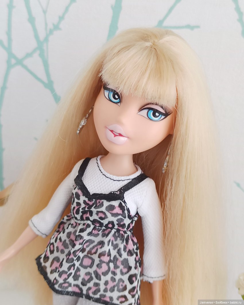 Хлоя, которая утащила меня в бренд Bratz