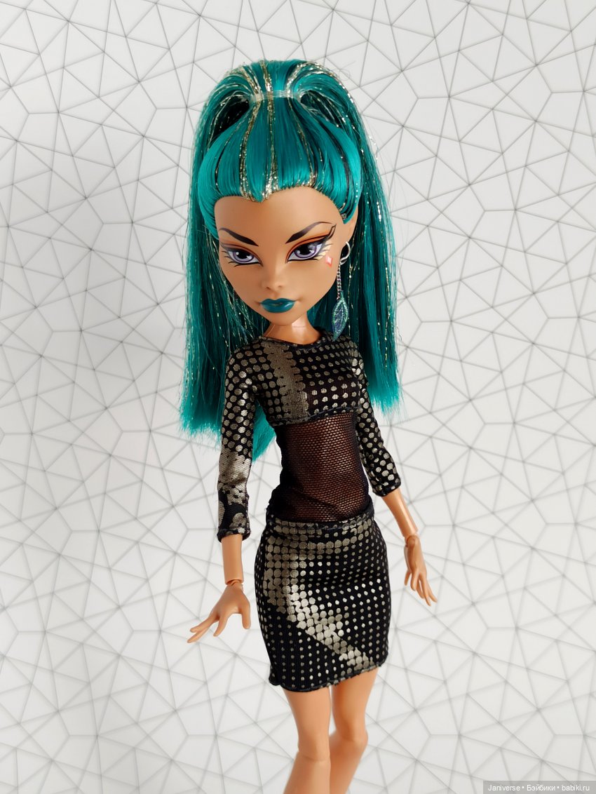 Старшие монстро дивы, моя Нефера де Нил в Джимми Чу и не только (фото 2)