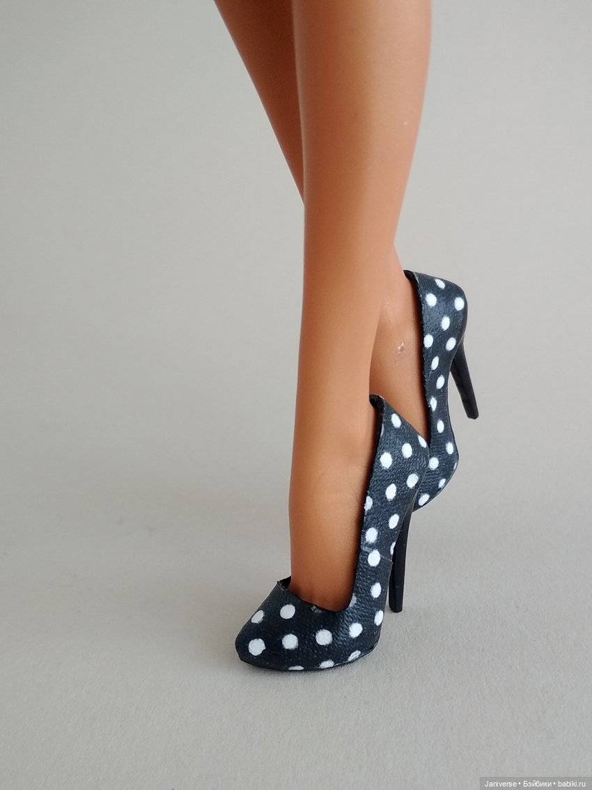 Старшие монстро дивы, моя Нефера де Нил в Джимми Чу и не только