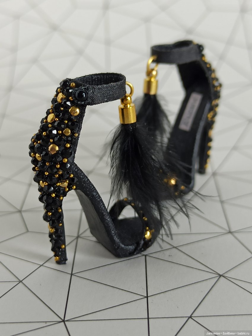 Старшие монстро дивы, моя Нефера де Нил в Джимми Чу и не только