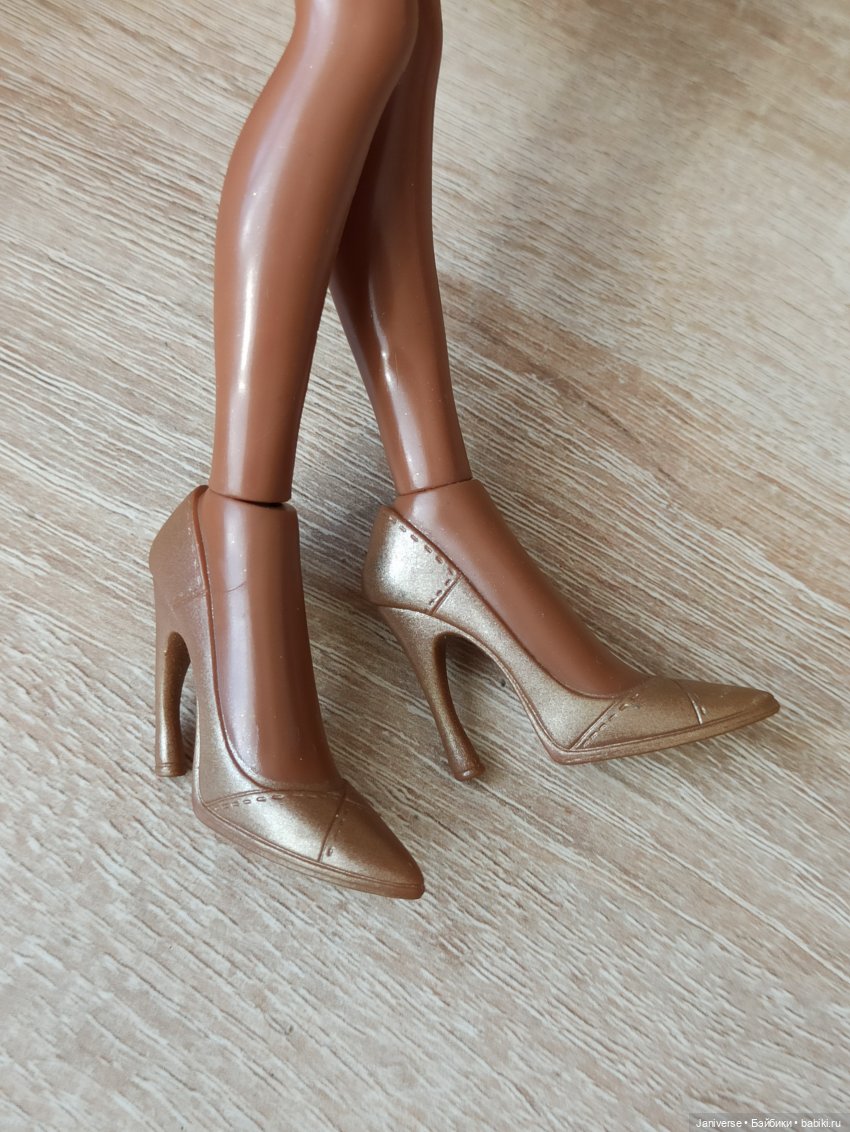 Моя первая афро-Bratz Саша(восстановление) и поиск образа для новой Хлои